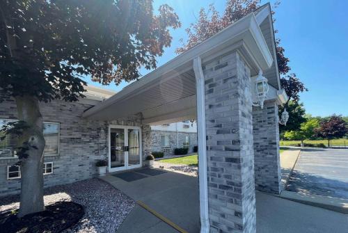 Imlay City Hotel | Days Inn by Wyndham Imlay City