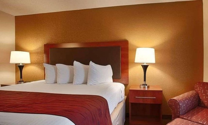 Indiana Hotel | Days Inn by Wyndham Indiana PA Near IUP