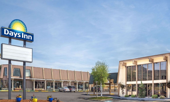 Klamath Falls Hotel | Days Inn by Wyndham Klamath Falls