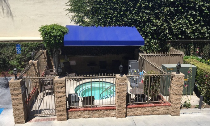 Lawndale Hotel | Days Inn by Wyndham Los Angeles LAX/Redondo/Manhattan Beach