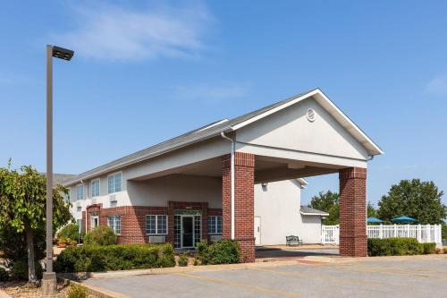 Mountain Home Hotel | Days Inn by Wyndham Mountain Home