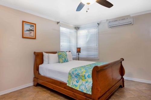 Kihei Hotel | Days Inn by Wyndham Maui Oceanfront