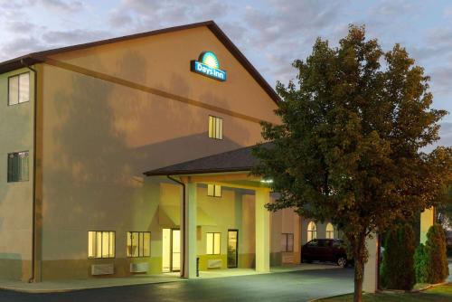 Mount Vernon Hotel | Days Inn by Wyndham Mount Vernon