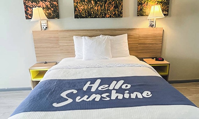 Salina Hotel | Days Inn by Wyndham Salina South