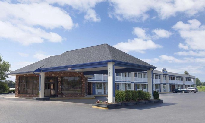 Waynesboro Hotel | Days Inn by Wyndham Waynesboro