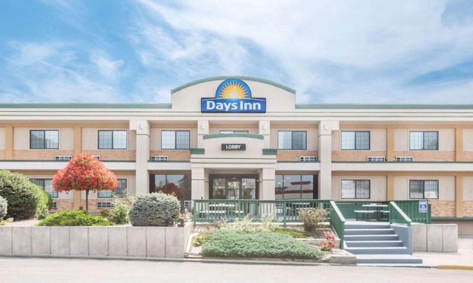 Rapid City Hotel | Days Inn by Wyndham West Rapid City