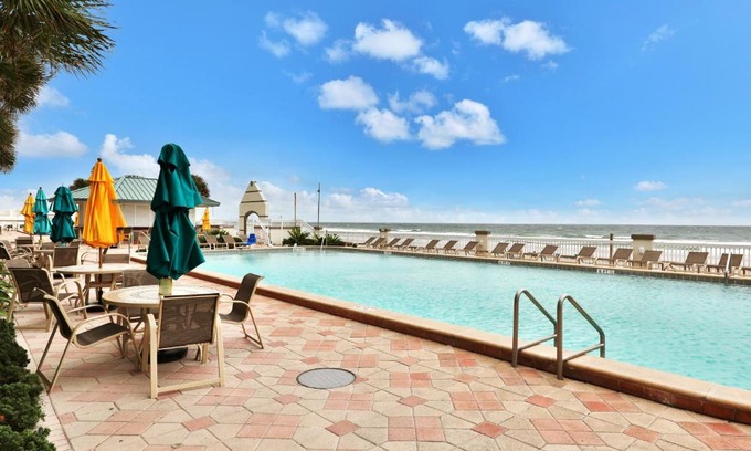 Ortona Park House | Daytona Beach Condos