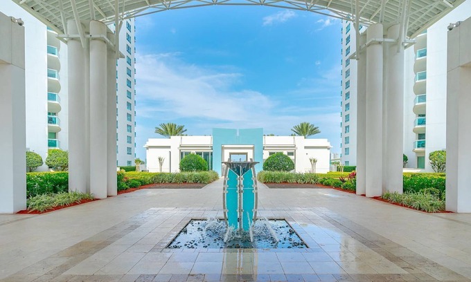 Kingston Condo | Daytona Beach Luxury water front condo - Ocean/River view. Minimal 25 day