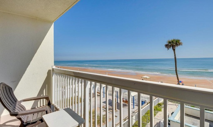 Ortona Park Apartment | Daytona Beach Studio Condo with Ocean Views!