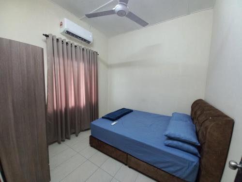 Shah Alam Apartment | DC Garden Homestay - wifi, netflix