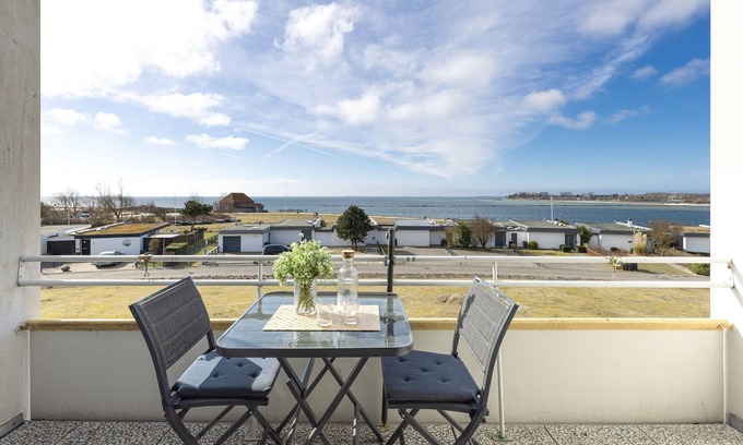 Fehmarn Apartment | Vacation apartment/apartment for 4 guests with 49m² in Fehmarn OT Burgtiefe - Südstrand (294288)