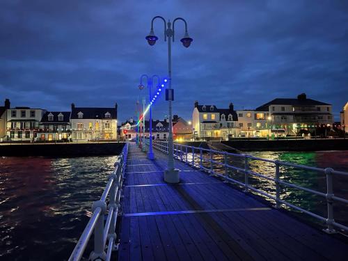 St. Helier House | De L'Etang