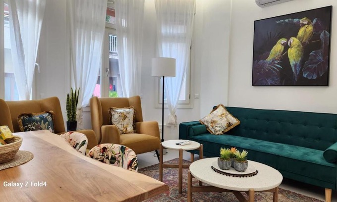 Exarhia Apartment | De lenco Residence 4