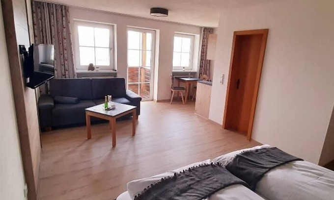 Neukirchen Beim Heiligen Blut Apartment | Apartment for 2 persons with balcony