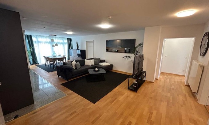 Thalkirchen Apartment | 150 m² Apartment ∙ 4 bedrooms ∙ 1 guest