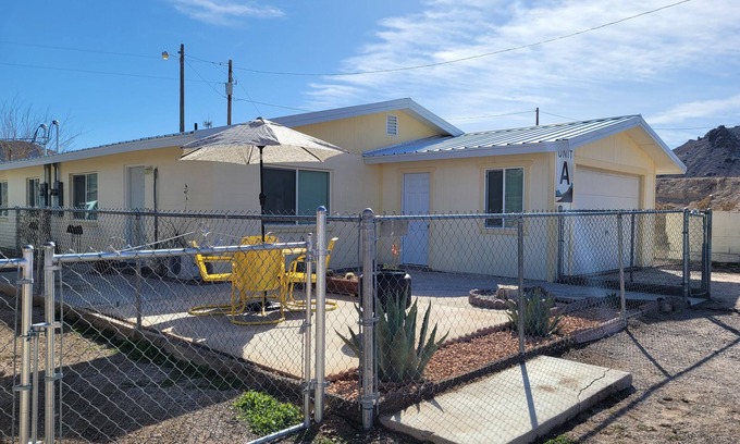 Beatty House | Death Valley Gateway Suite-A