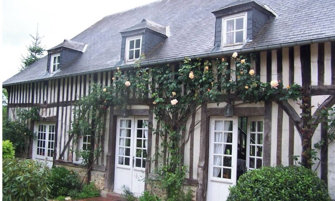 Les Authieux-sur-Calonne House | Deauville/Trouville charm campaign. Manoir de la Porte. 4 hectares Private tennis court