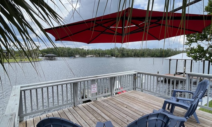 Homosassa House | Dec-Feb Monthly/Weekly rates, Homosassa River home with Springs and Gulf Access