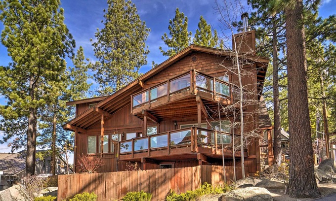 Elk Point House | Deck & Beach Access: Lake Tahoe Shoreside Retreat!