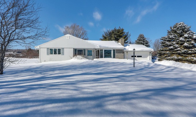 West Eaton House | Deck & Fire Pit: Cozy Escape in Morrisville!
