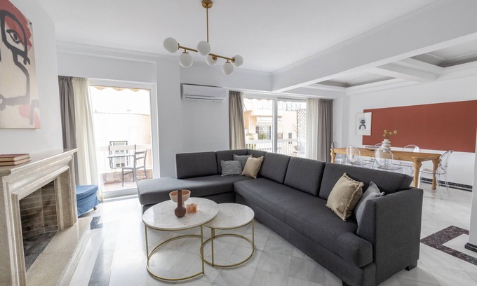 Anafiotika Apartment | Deco Marble Apt with Acropolis view