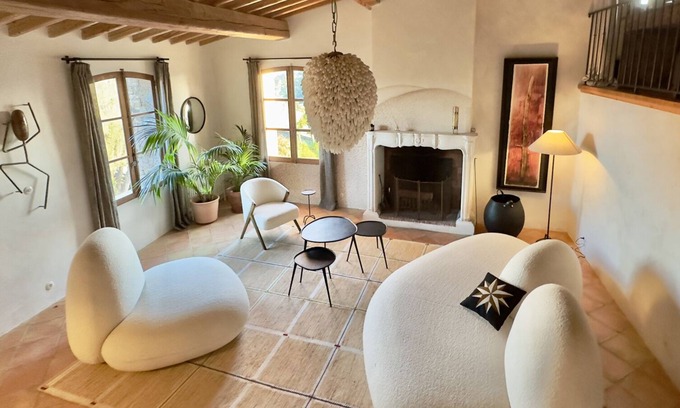 Gassin House | Decorator's house in Gassin, one of the most beautiful villages in France.