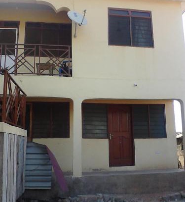 Accra Apartment | DeeKay's Villa