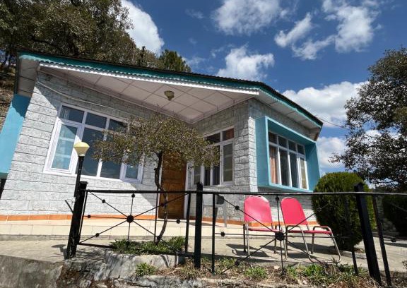 Shimla House | Deelux cottages inn