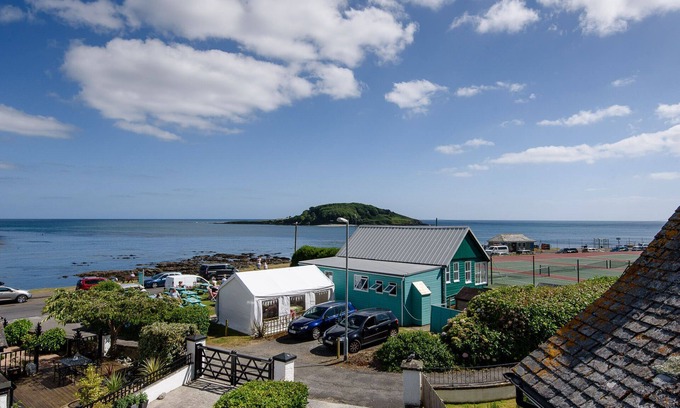 West Looe House | Deep Blue Shore - large luxury holiday home, 60m from the beach