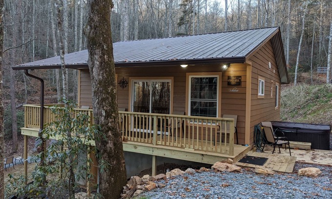 Bryson City Cabin | Deep Creek Hideaway Near the Smoky Mountain National Park