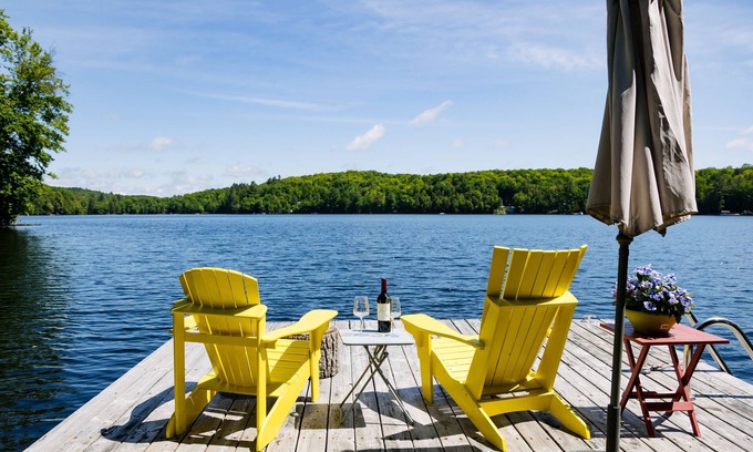 Minden Hills Cottage | Deep Lake, Sun And Shade All Day, Numerous Decks And Docks, Drive To The Door