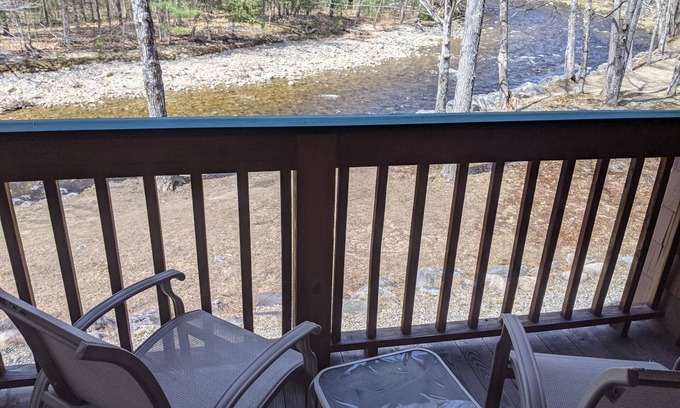 North Woodstock Condo | Deer Park River View Condo