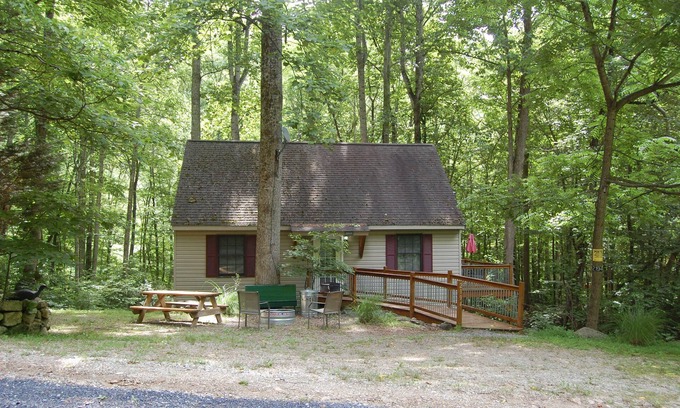 Tyro Cabin | Deer Run - Mountain Getaway