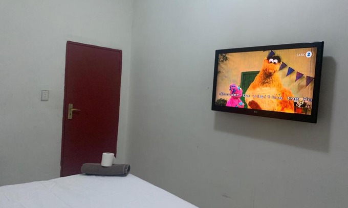 Greater Johannesburg Metropolitan Area House | Defountain Guest House