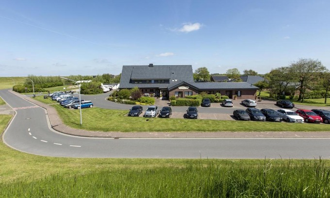 Dorumer Neufeld Hotel | Deichhotel Grube
