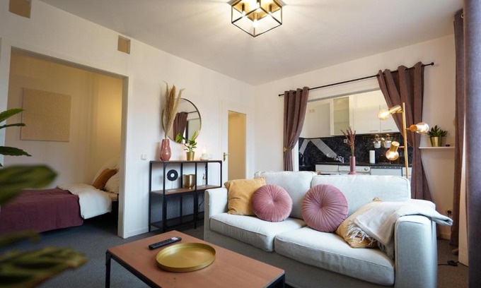 Großenbaum Apartment | Dein Flughafen Messe Appartment nahe Düsseldorf 1