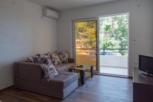 Canj Apartment | Del Mar Apartments