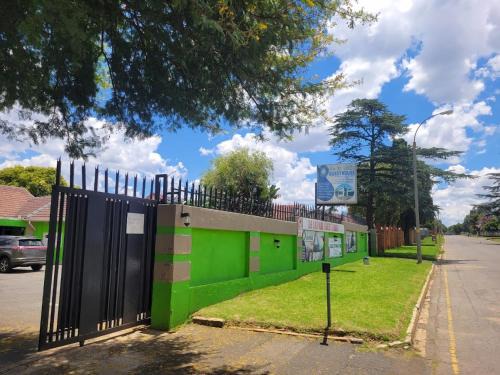 Kempton Park House | Delapaix Guest lodge