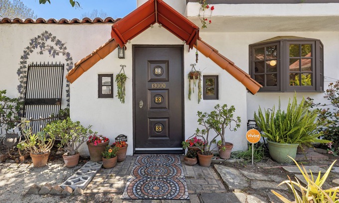 Studio City House | Delightful 1931 Spanish Style abode in the very desirable area, Studio City, CA.