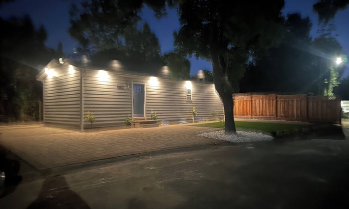 West San Jose Apartment | Delightful 2-bedroom 1-bath fully furnished ADU located in a quiet neighborhood