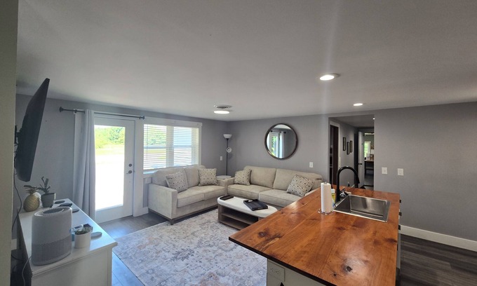 Acme House | Delightful 3-bedroom 2 Bath House with serene setting in Williamsburg MI.