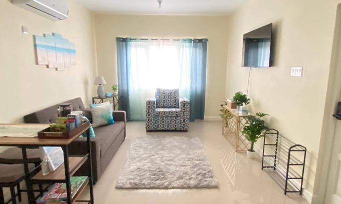 Portmore Apartment | Delightful, brand new, Bayfront apartment in sunny Portmore