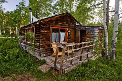 Clark House | Delightful Cabin Rental Surrounded by Mountains in Clark, Colorado