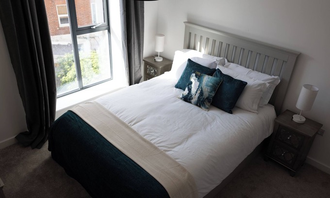 Exmouth Apartment | Delightful corporate apartment with WiFi in Exmouth