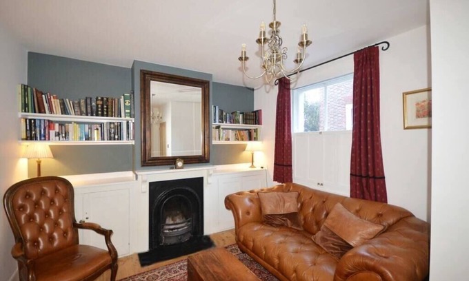 Sandwich Cottage | Delightful Cottage in Sandwich - One Bedroom