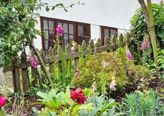 Bicton House | Delightful Devon Cottage