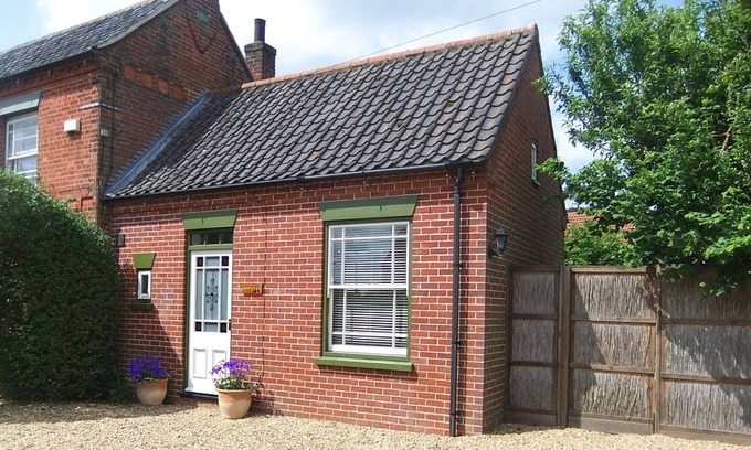Briston House | Delightful, dog-friendly, peaceful accommodation for two with off-road parking.