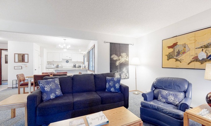 Sisters Condo | Delightful escape near downtown with shared pool/hot tub, rec room, & large deck