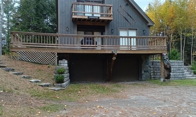 Ludlow Ski Chalet | Delightful Vacation Home - Minutes to Okemo, Direct Access to VAST trails