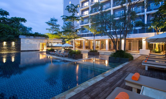 Karawang Hotel | Delonix Hotel Karawang